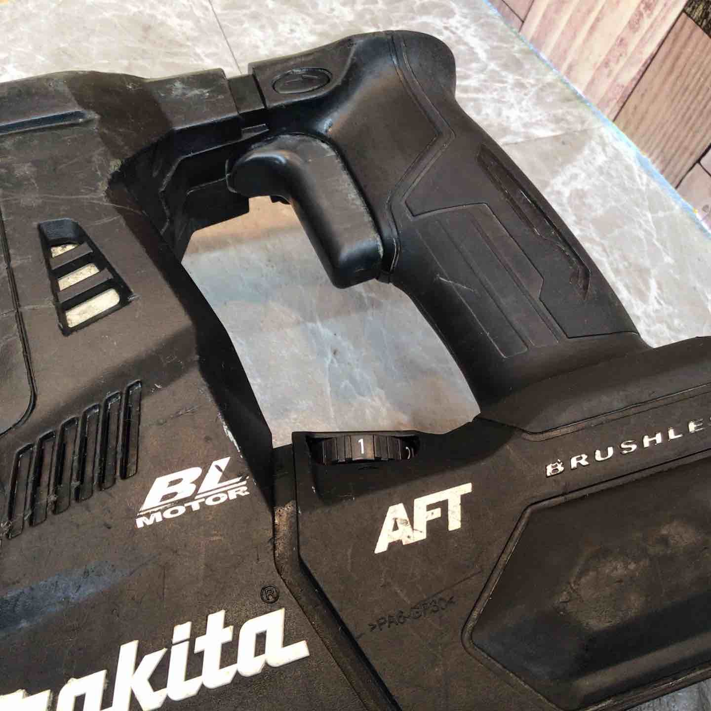 makita コードレスハンマドリル
