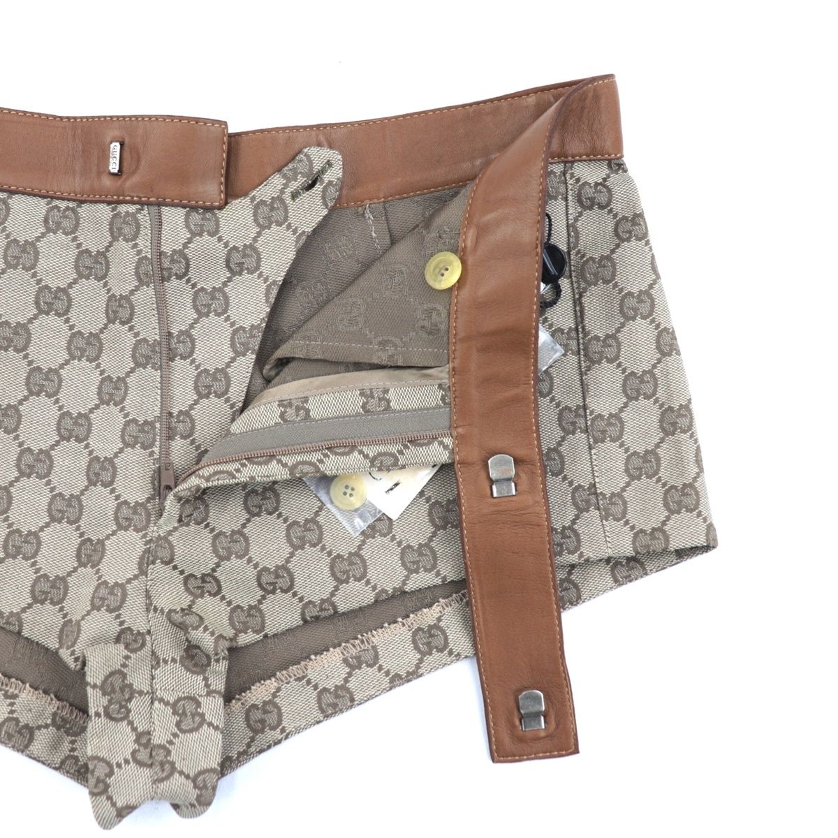 GUCCI GG キャンバス ショートパンツ 38 GGキャンバス ショートパンツキャメル＆ダークブラウン | GUCCI公式