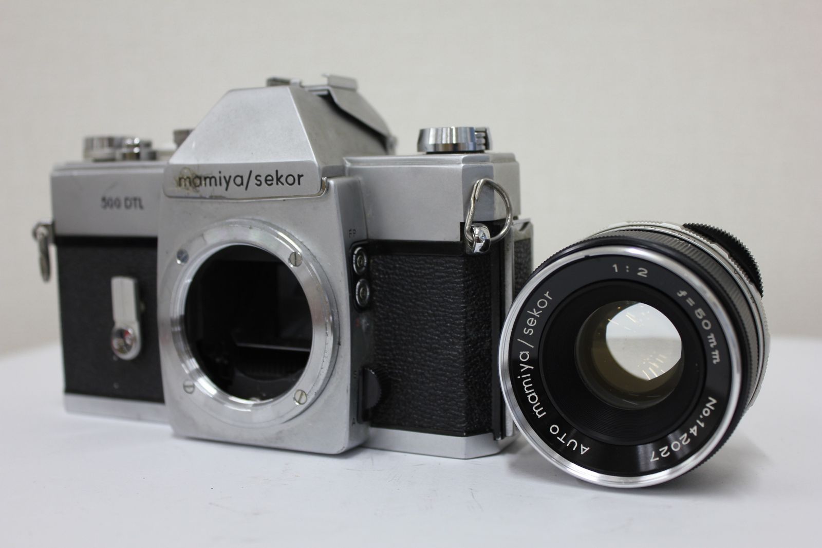 訳あり品 マミヤ Mamiya sekor 500 DTL AUTO mamiya 50mm F2 ボディレンズセット e3091