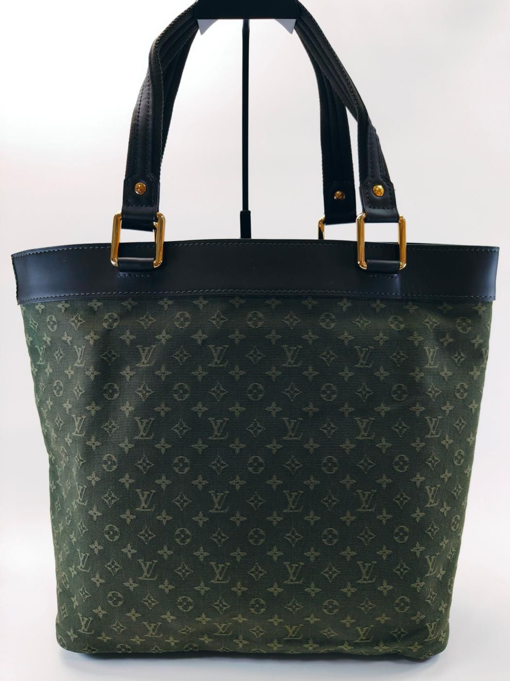 LOUIS VUITTON ルシーユGM トートバッグ カーキ 廃番 9744 Louis Vuitton モノグラム ルシーユGM トートバッグ - メルカリ