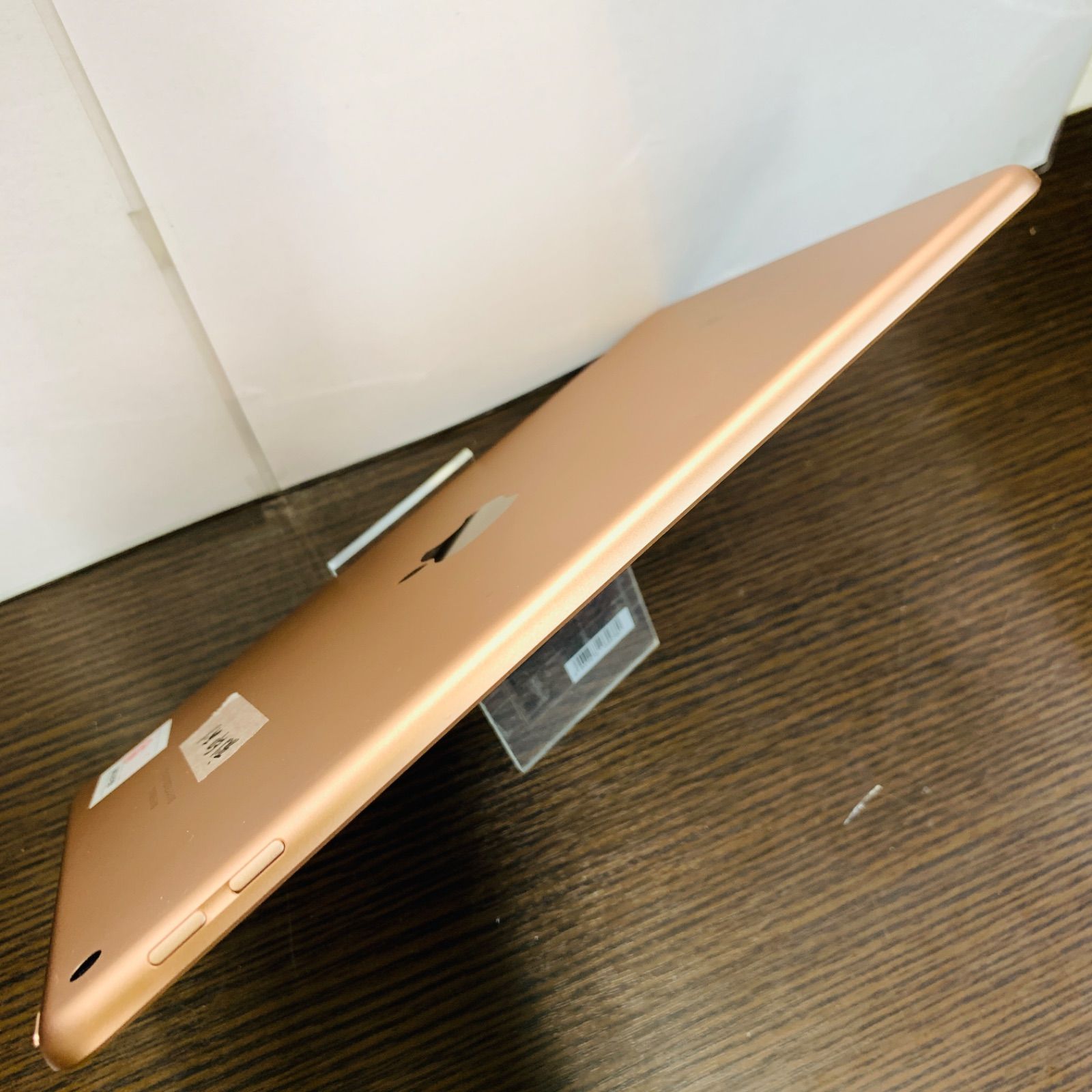 【訳あり】ipad 第6世代 32GB 訳あり品】iPad 第6世代 32GB WiFiモデル 32GB - メルカリ