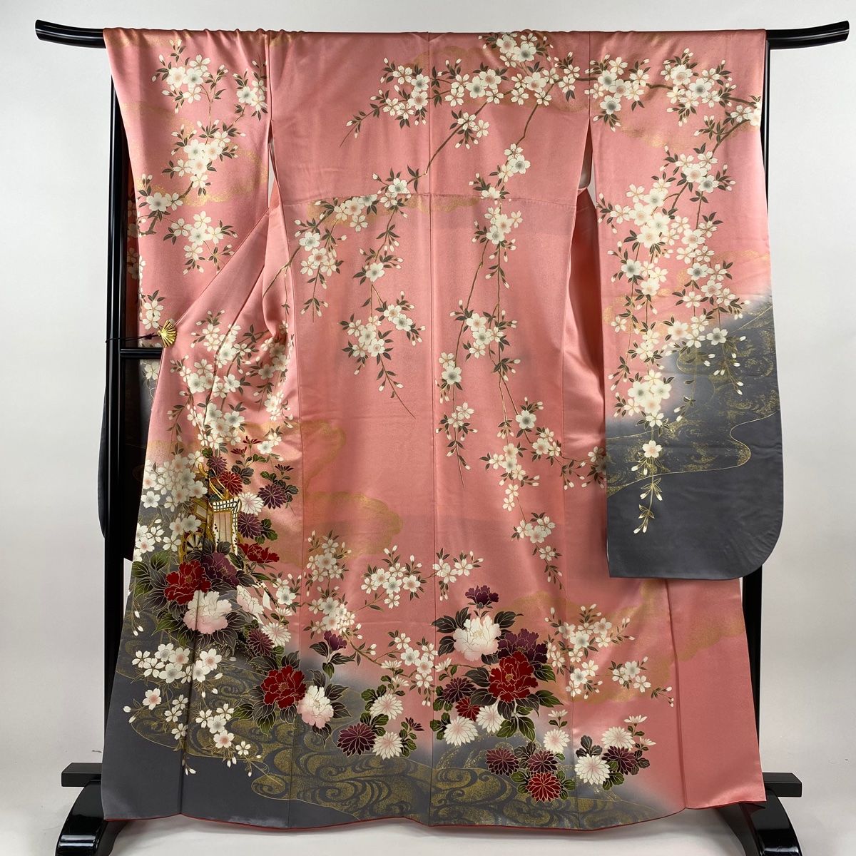 振袖 身丈166.5cm 裄丈69cm L 袷 御所車 牡丹 金糸 金彩 ピンク 正絹 名品
