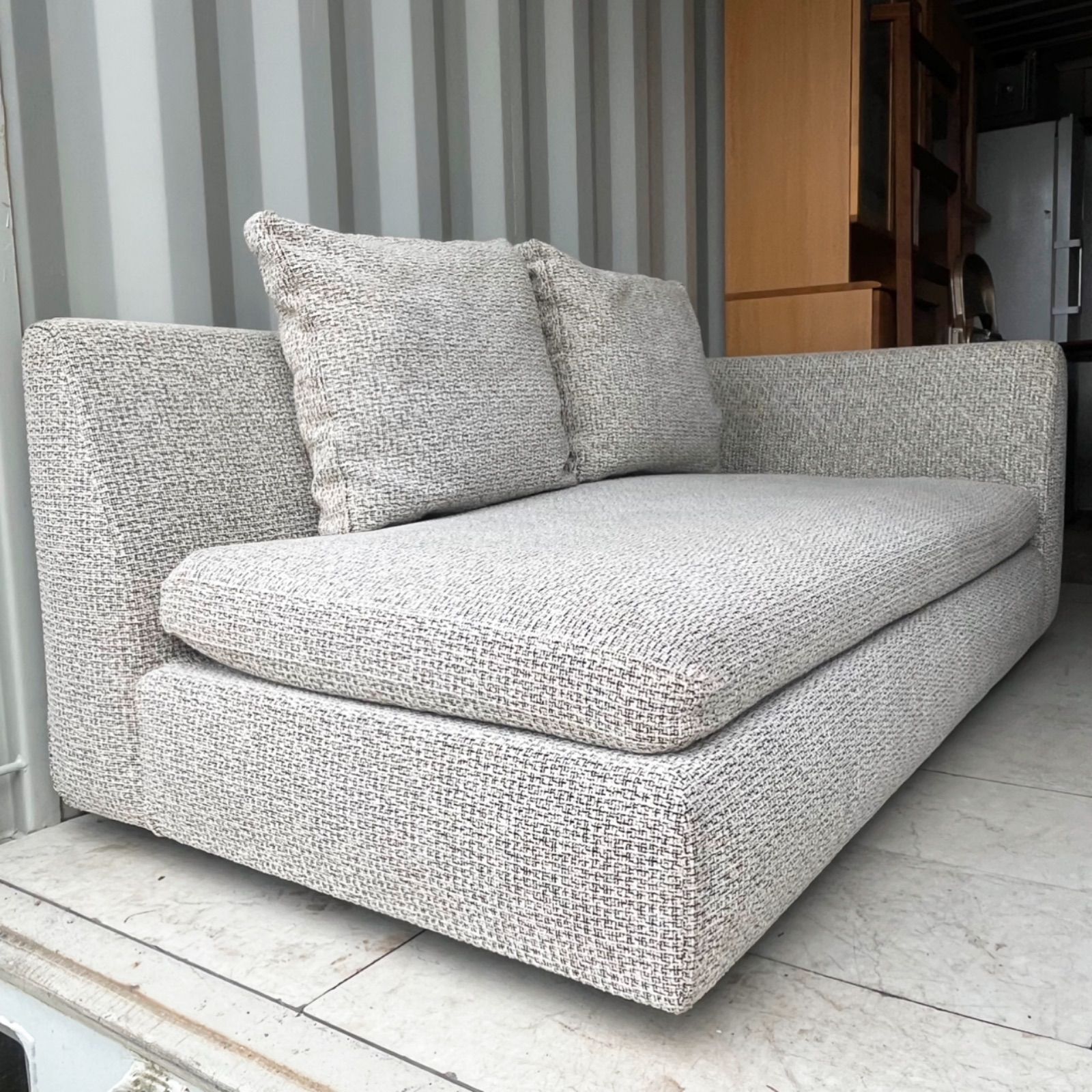 取付無料！アルフレックス SONA グレーファブリック右アームソファ✨ 取付無料！アルフレックス SONA グレーファブリック右アームソファ