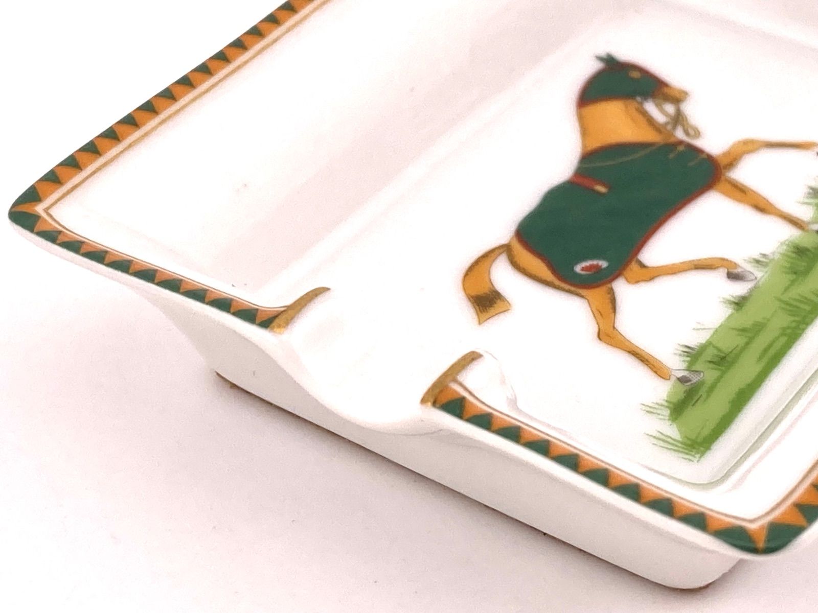 美品 HERMES エルメス ミニ アッシュトレイ 灰皿 馬柄 緑 陶磁器