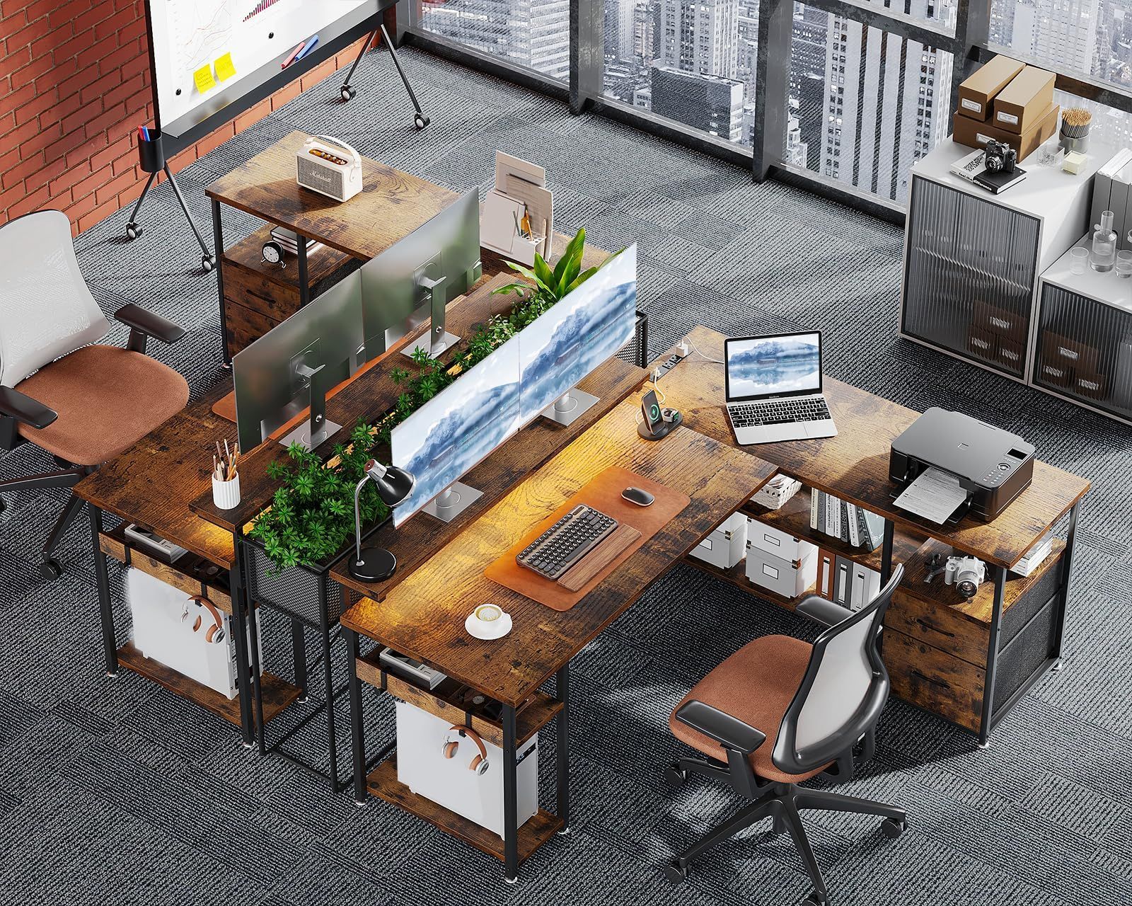 コーナーデスク