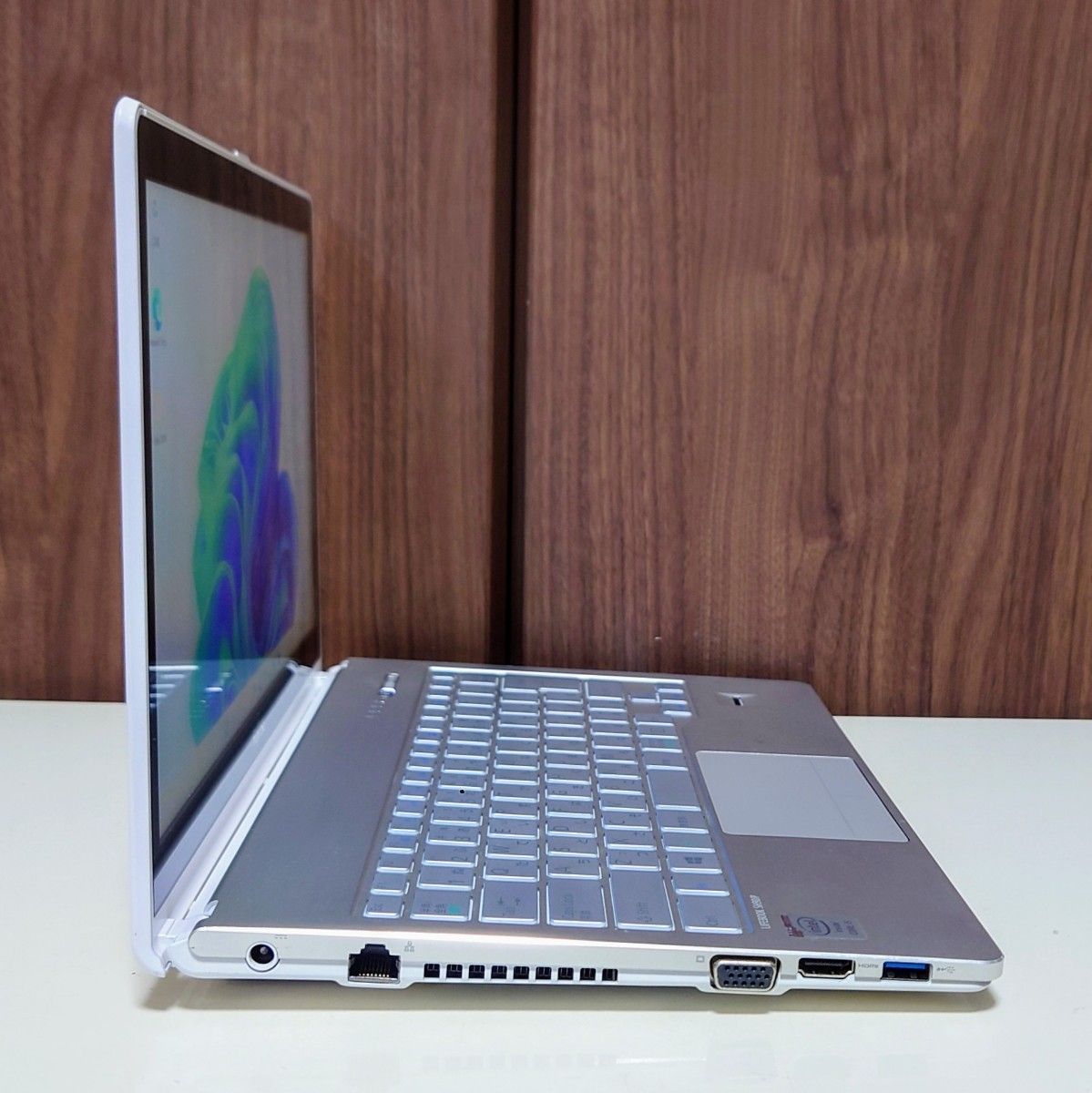 FUJITSU LIFEBOOK Corei5 メモリ12GB SSD512GB Windows11 Office Web