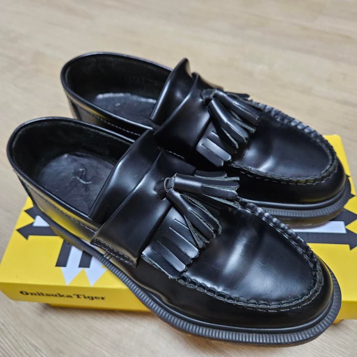 ★韓国の人気★【Dr.Martens】★DANT.E★スウェード★ 