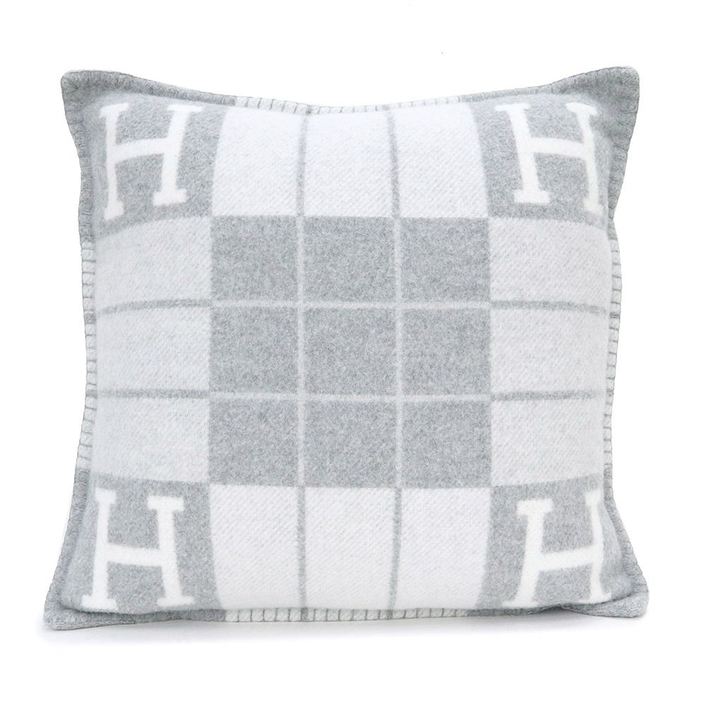 エルメス アヴァロンIII PM クッション メリノウール 90% カシミヤ 10% Ecru エクリュ Gris Clair グリ クレール グレー HERMES ♥保管品