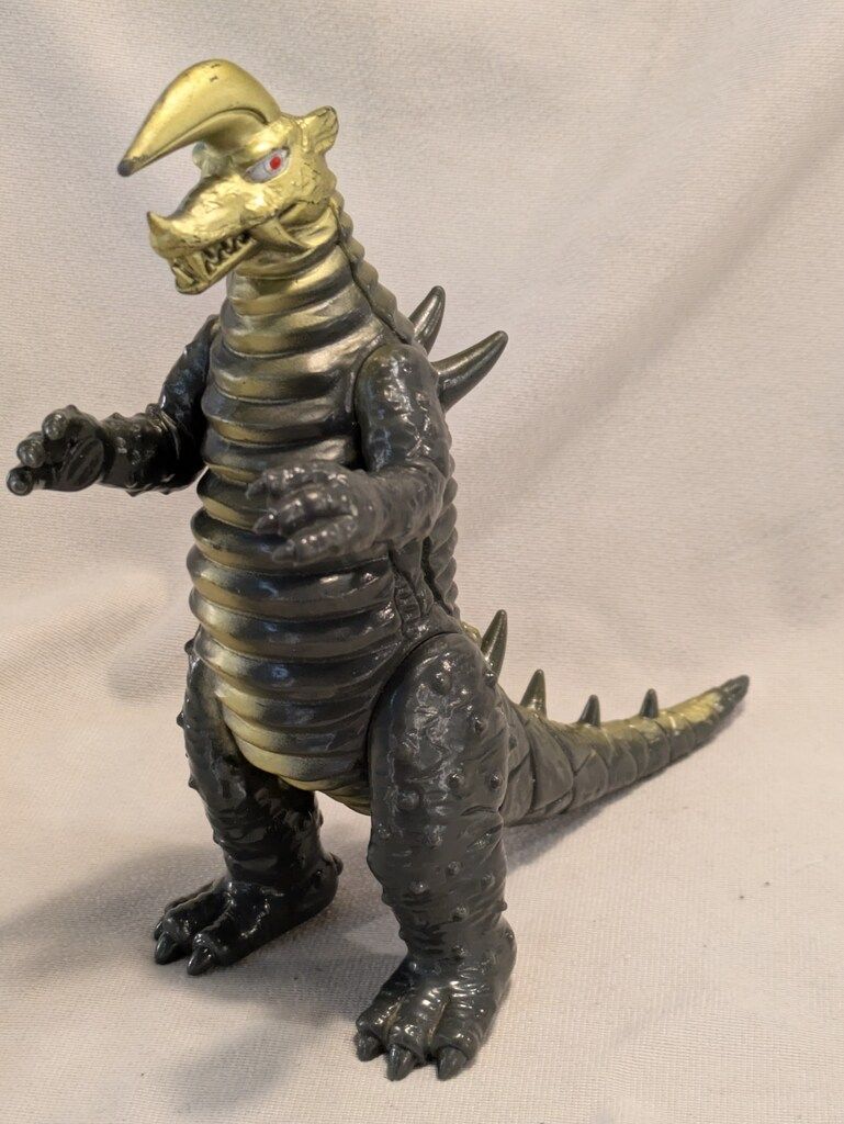 値下げ/バンダイ ウルトラ怪獣シリーズ 08 ブラックキング/蓄光/光る 値下げ/バンダイ ウルトラ怪獣シリーズ 08 ブラックキング/蓄光