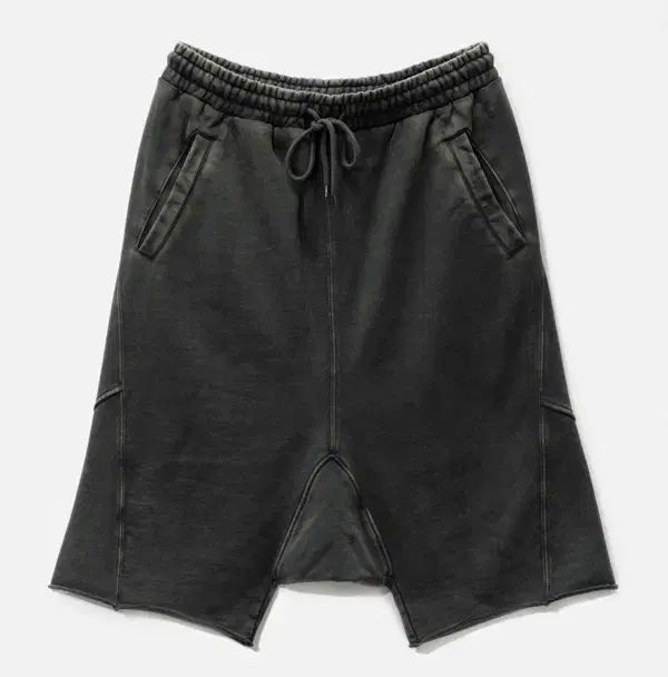 L スタジオ全体 ヘビー ドロップ スウェット ショートパンツ ウォッシュドブラック