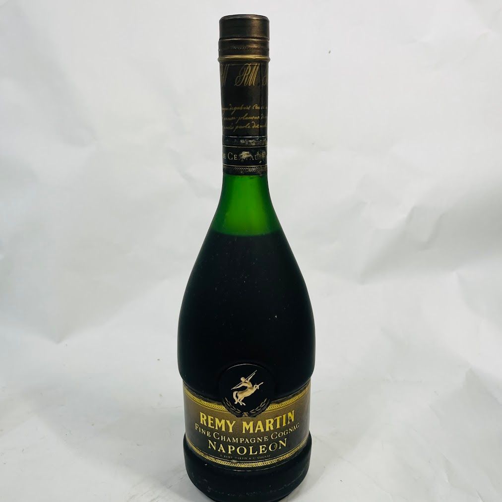 未開封　古酒　レミーマルタン　ナポレオン　グランド ファイン シャンパーニュ 未成年の飲酒は法律で禁じられています】レミーマルタン 40度