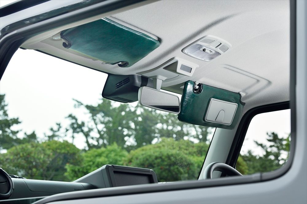 バイザーカバー グリーン ジムニー ノマド JC74 グレード XC|JC用 BEYOND アーバングレイス ビヨンド 送料無料 bevc-gr-80003 VS-ONE