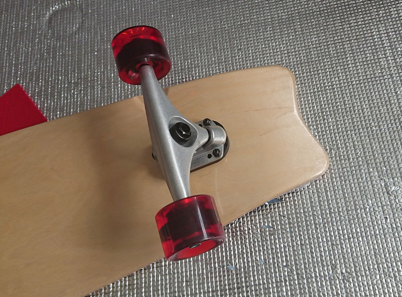 カタログ外カスタム 前後カービングＴ搭載