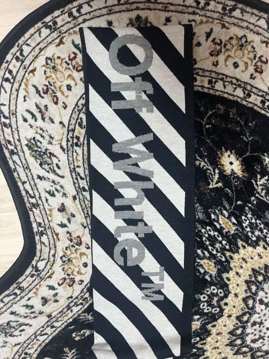 off-white オフホワイト マフラー