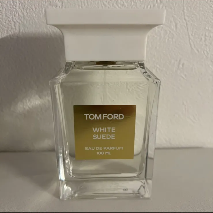 人気好評 トムフォード 香水 オードパルファム WHITE SUEDE ホワイト