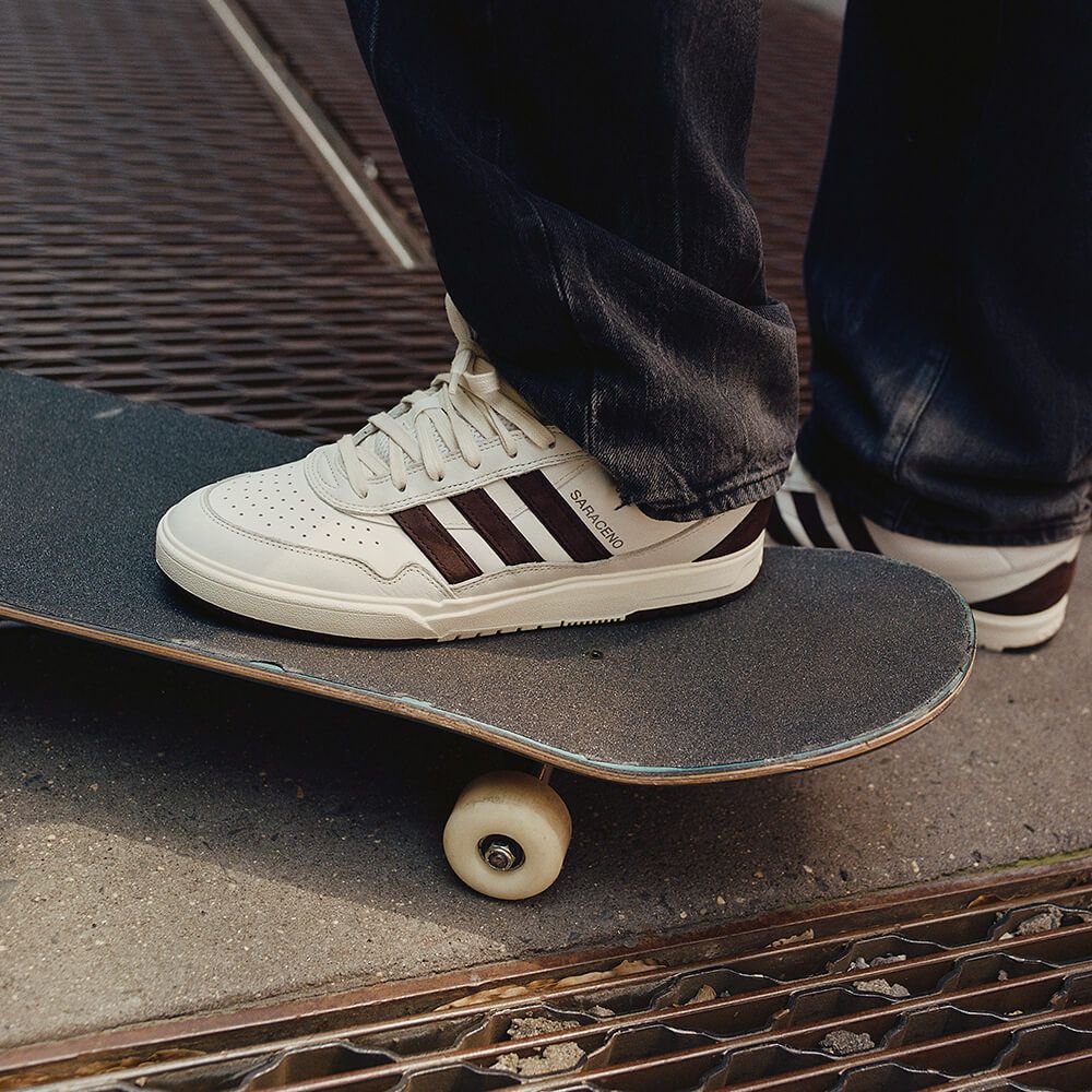 ADIDAS SKATEBOARDING SHOES アディダススケートボーディング