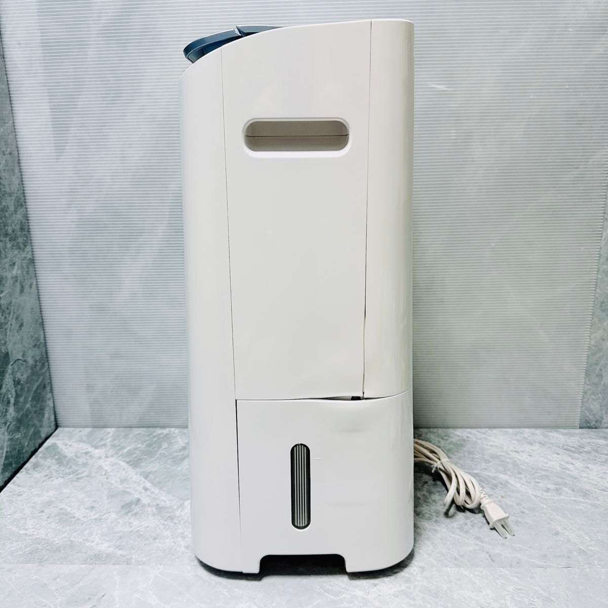 シャープ　除湿機　空気清浄機　プラズマクラスター CV-EF120 Amazon.co.jp: シャープ 除湿機 兼 空気清浄機 除湿 12L