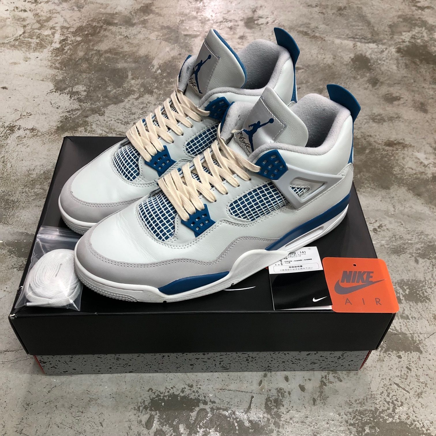 国内正規 Nike Air Jordan 4 Retro Industrial Blue FV5029-141  