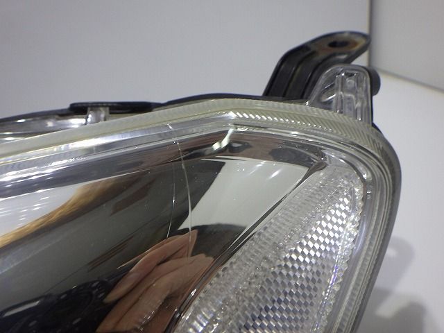アクア ヘッドライト 左右 ハロゲン NHP10 前期 52-244 K コーティング 81110-52E61 81150-52E60 251017059 FFCRYSTALESIA_COM