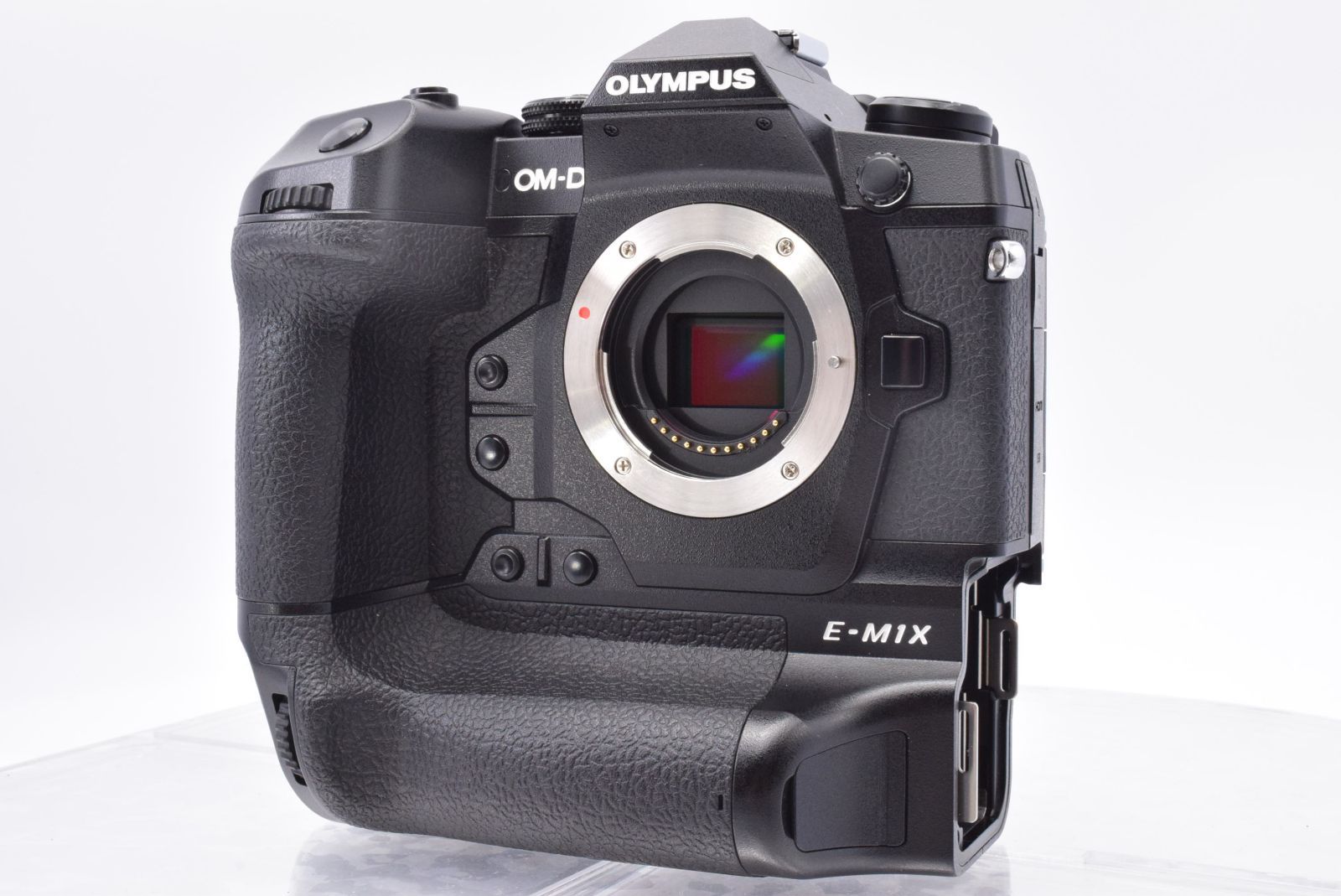 シャッター数18247 回 OM-D E-M1X ボディ[250] - Plus One onlineshop