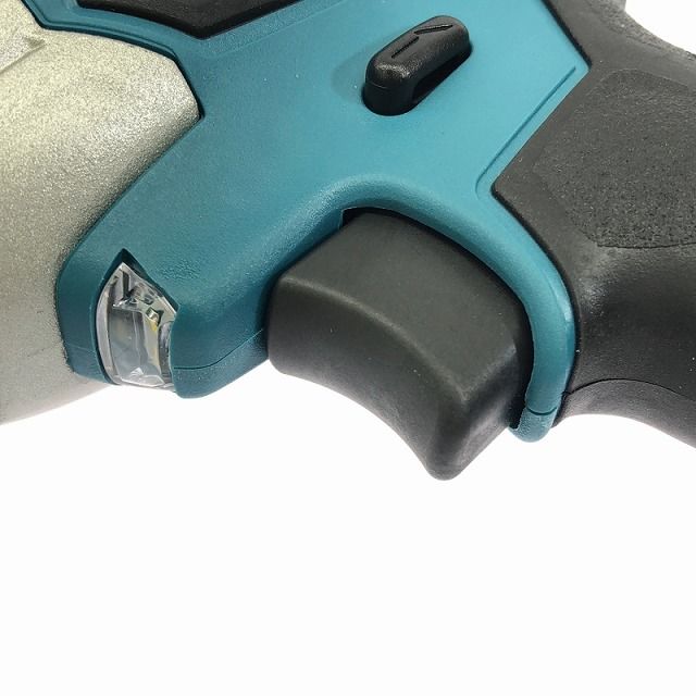 XWT12