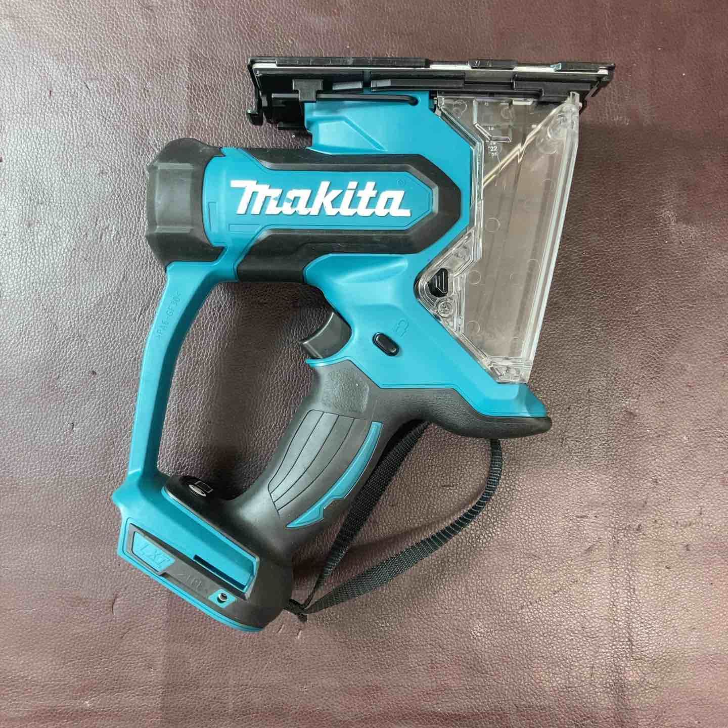 品 マキタ makita コードレスボードカッタ SD180DZ 18V 東大和店