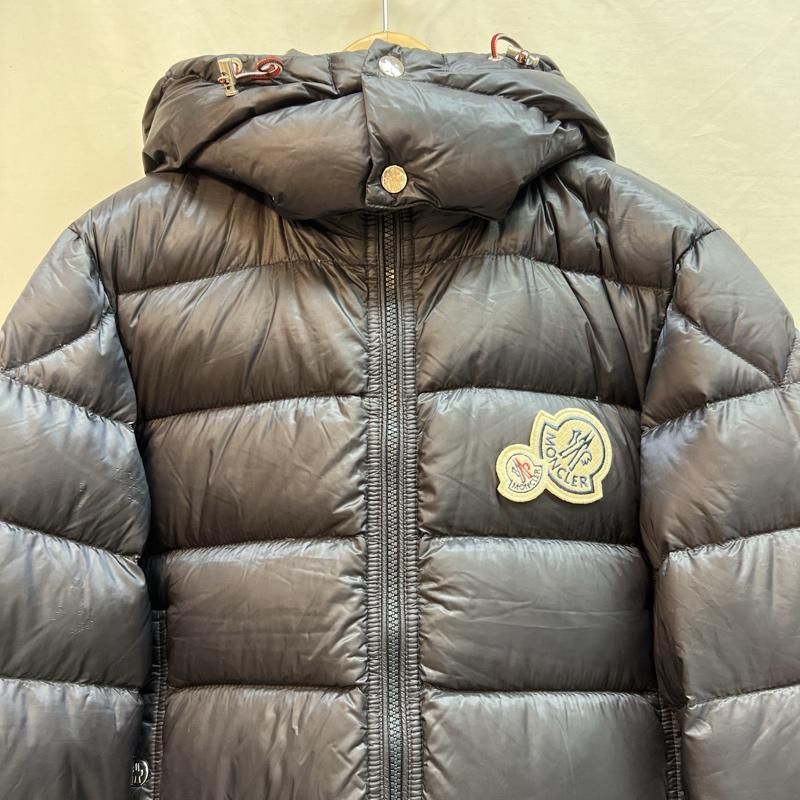 MONCLER モンクレール ジャケット、上着 ダウンジャケット