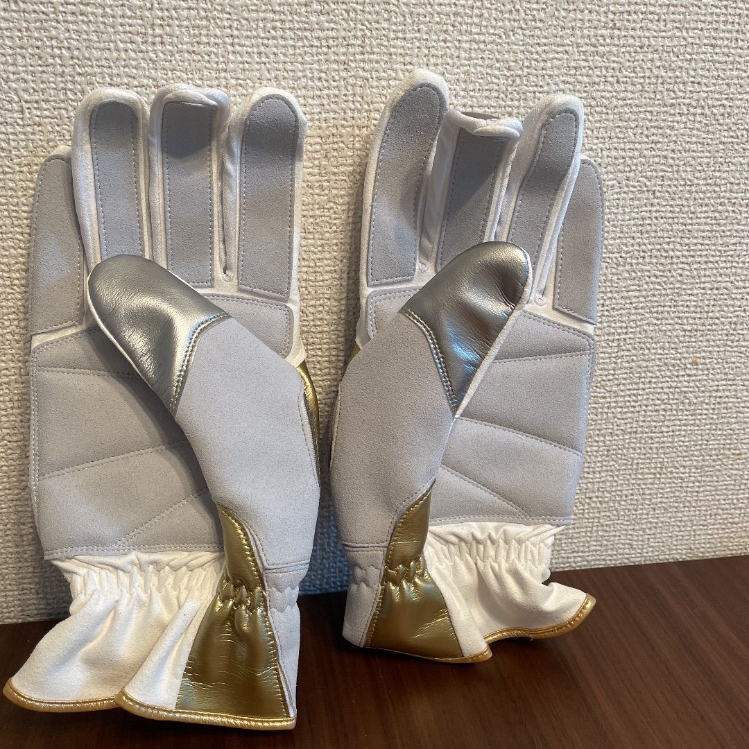MIZUNO - 【直営店限定モデル】梶谷選手使用　ミズノプロ走塁用手袋 直営店限定モデル】梶谷選手使用 ミズノプロ走塁用手袋 - メルカリ