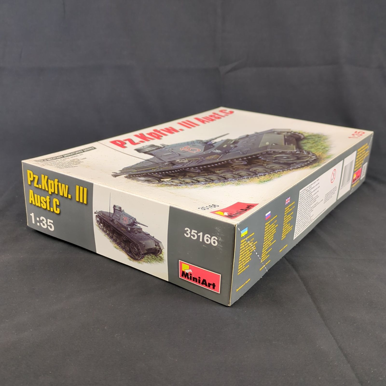 輸入キット 品 ミニアート 35166 WWⅡミリタリースケールモデル 1|35 Pz.Kpfw.III Ausf.С ミディアムタンク