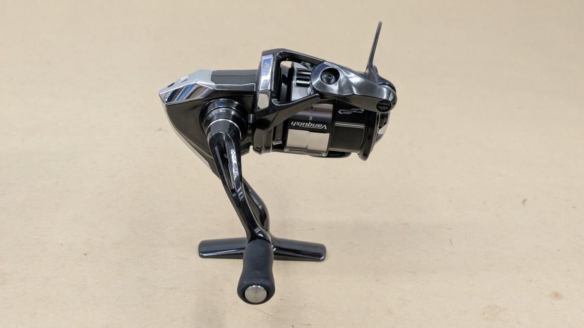 SHIMANO 23ヴァンキッシュC2000S 箱付 SHIMANO 23ヴァンキッシュ C2000Sの最安値・インプレ・釣果