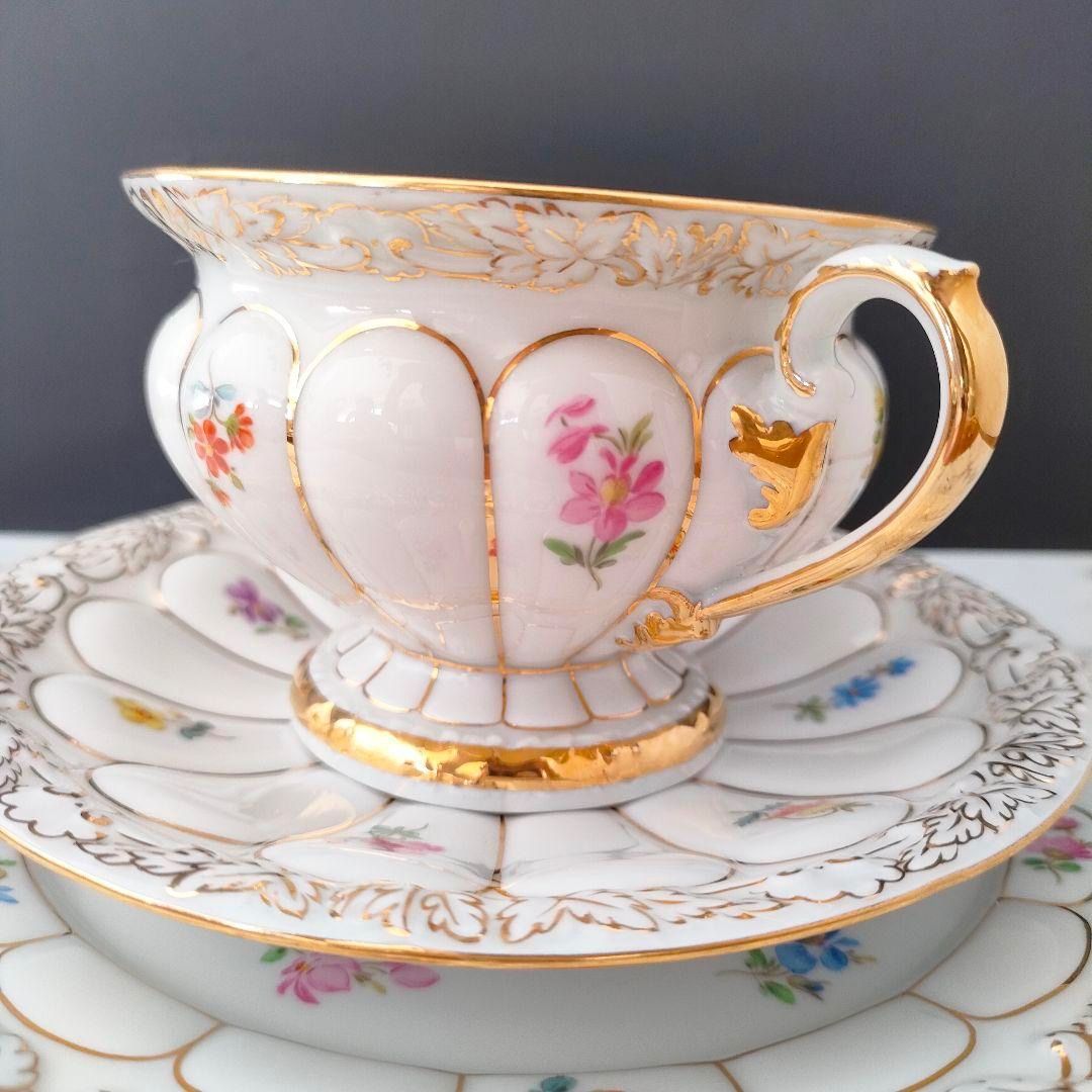 希少品★マイセン 宮廷の小花 Xフォーム トリオ 散らし小花 カップ&ソーサー 希少品☆マイセン 宮廷の小花 Xフォーム トリオ 散らし小花 カップ