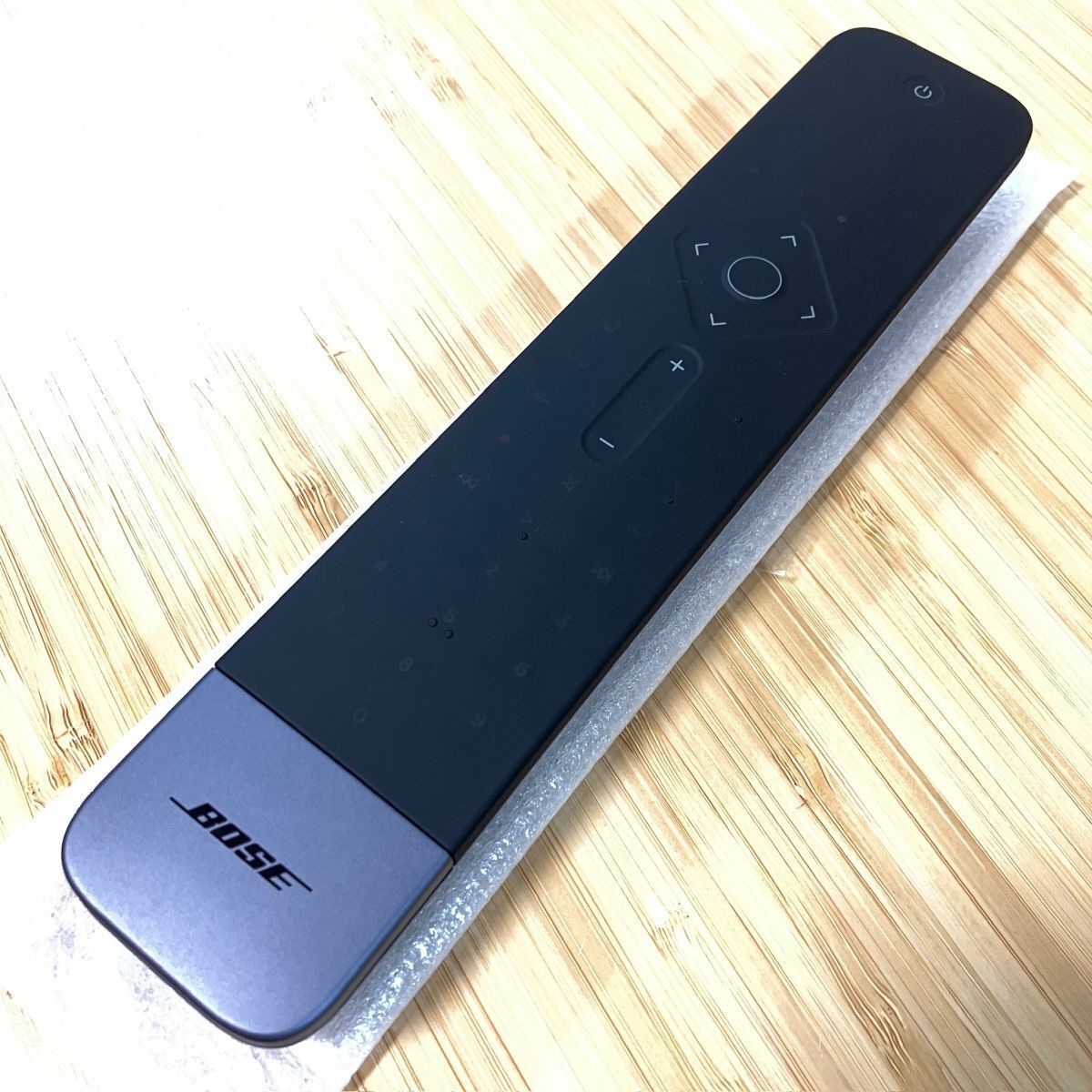 Bose Soundbar 500 サウンドバー　リモコン、接続ケーブル付属 Bose Soundbar 500 サウンドバー リモコン、接続ケーブル付属