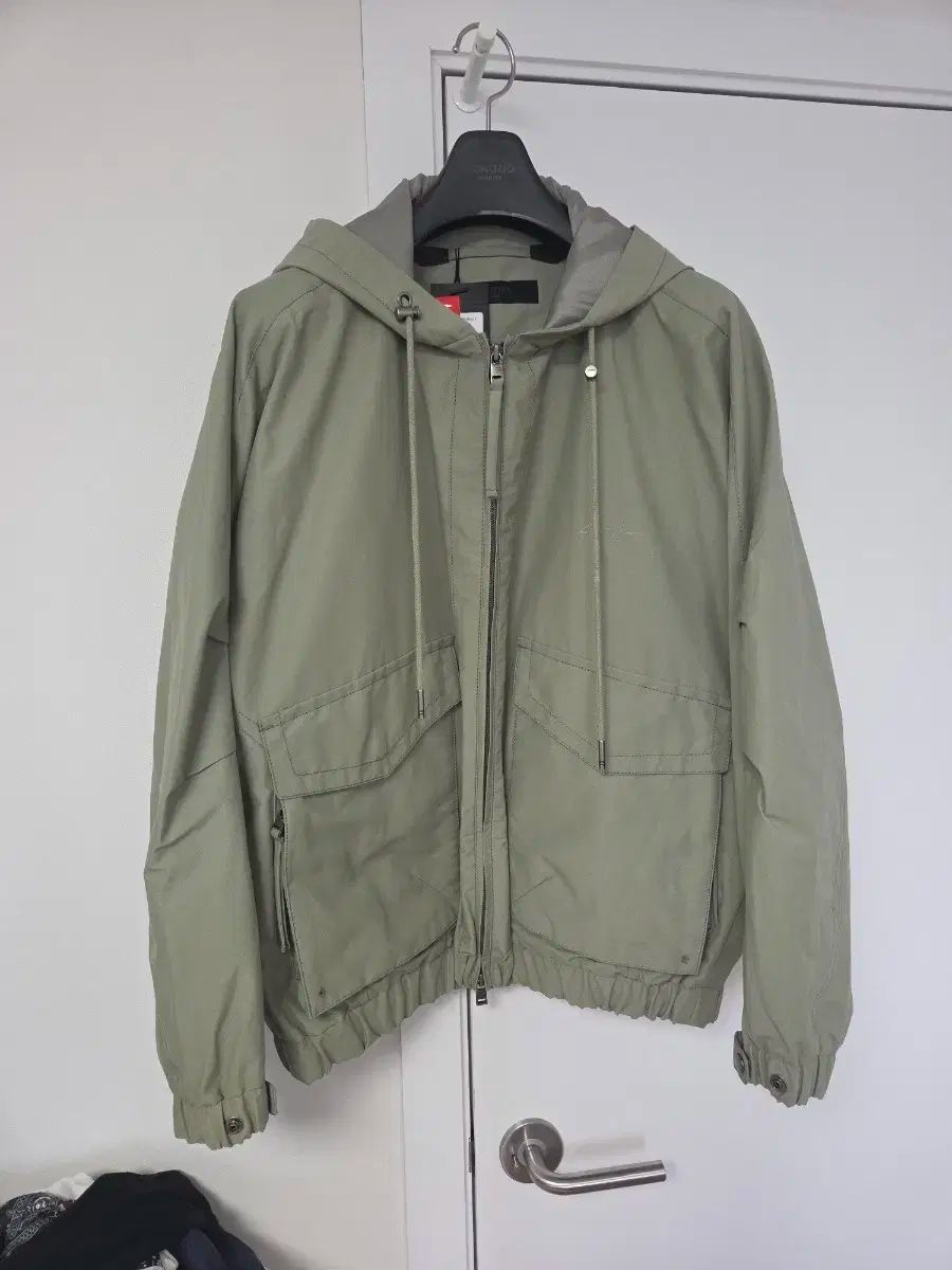 ⭐︎新品未使用⭐︎トゥモローランド⭐︎SOULEIADO⭐︎36サイズ⭐︎ジャケット セール】ウールサテン オーバーサイズドジャケット（テーラード