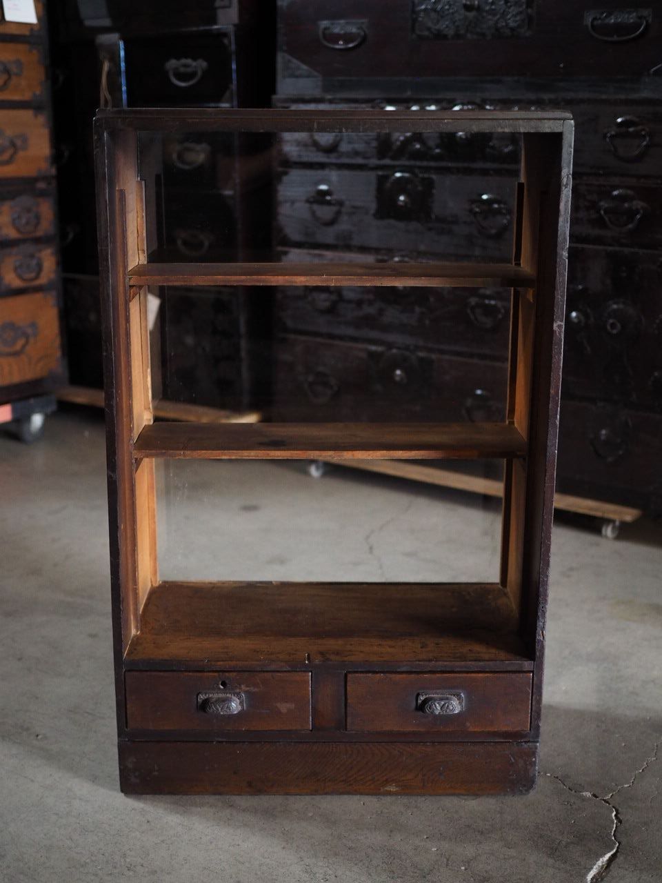 アンティーク飾り棚 背面ガラスリメイク 昭和初期 古録展 品番S10814