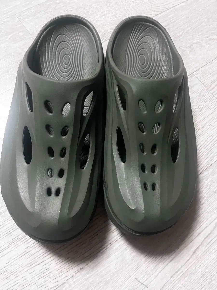 HOKA ONE ONE ホカオネオネ リカバリー ミュール スレート 280