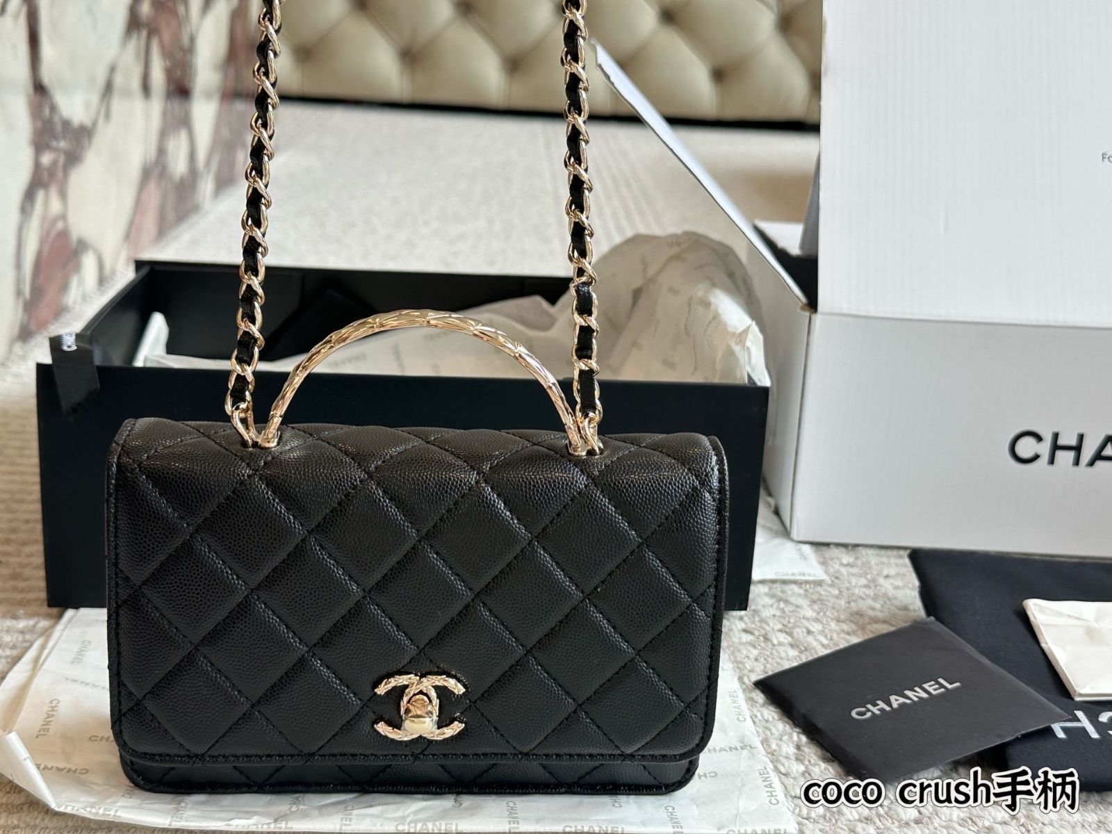 今日特価】Chanel 25SS Coco Crush Metal Handle WOC - シャネル