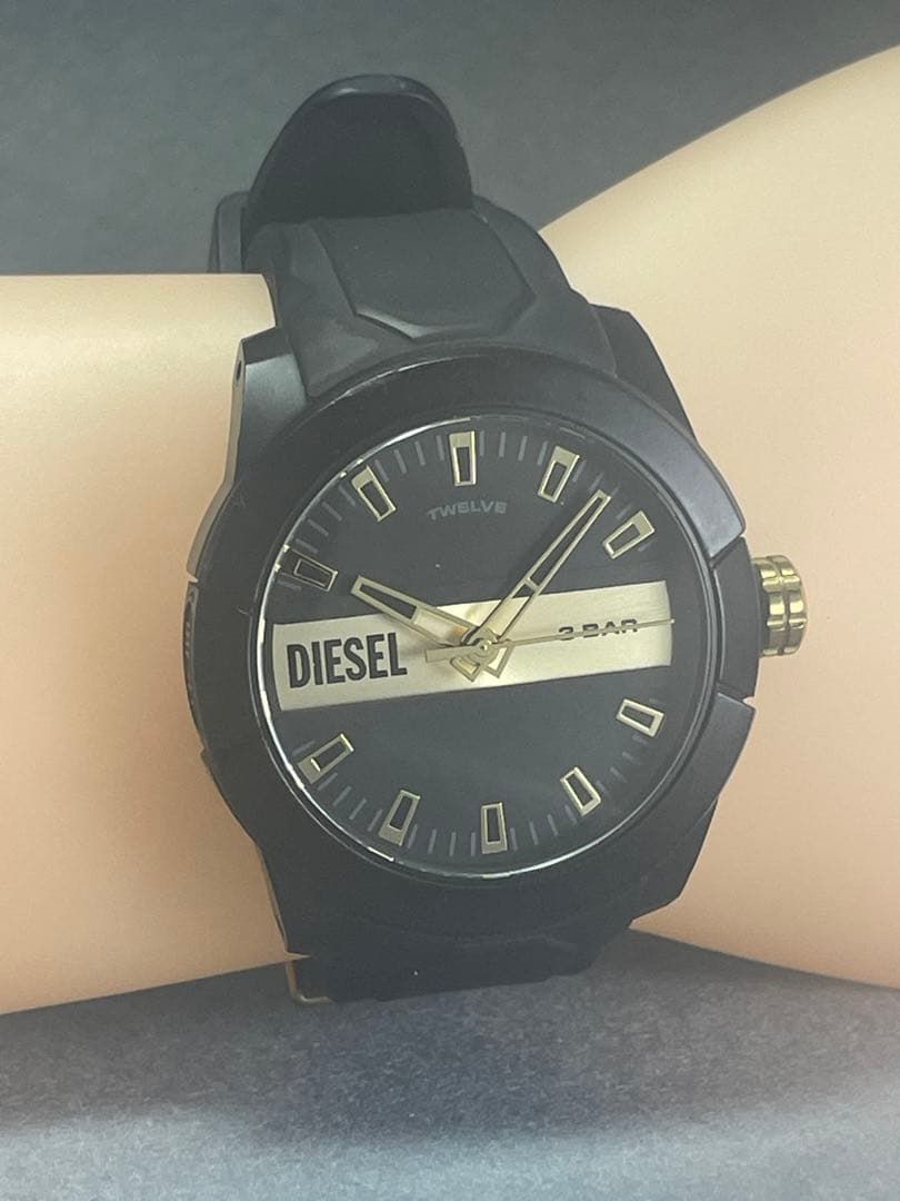 DIESEL ディーゼル DOUBLE UP ダブルアップ DZ-1997 文字盤 ブラック 