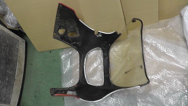 VFR400R NC24 の アッパーカウル 補修 欠け 傷:#1748569555