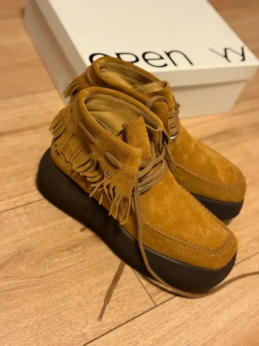 オープンワイワイ モカシンシューズ フラットフォーム ブーツ 250