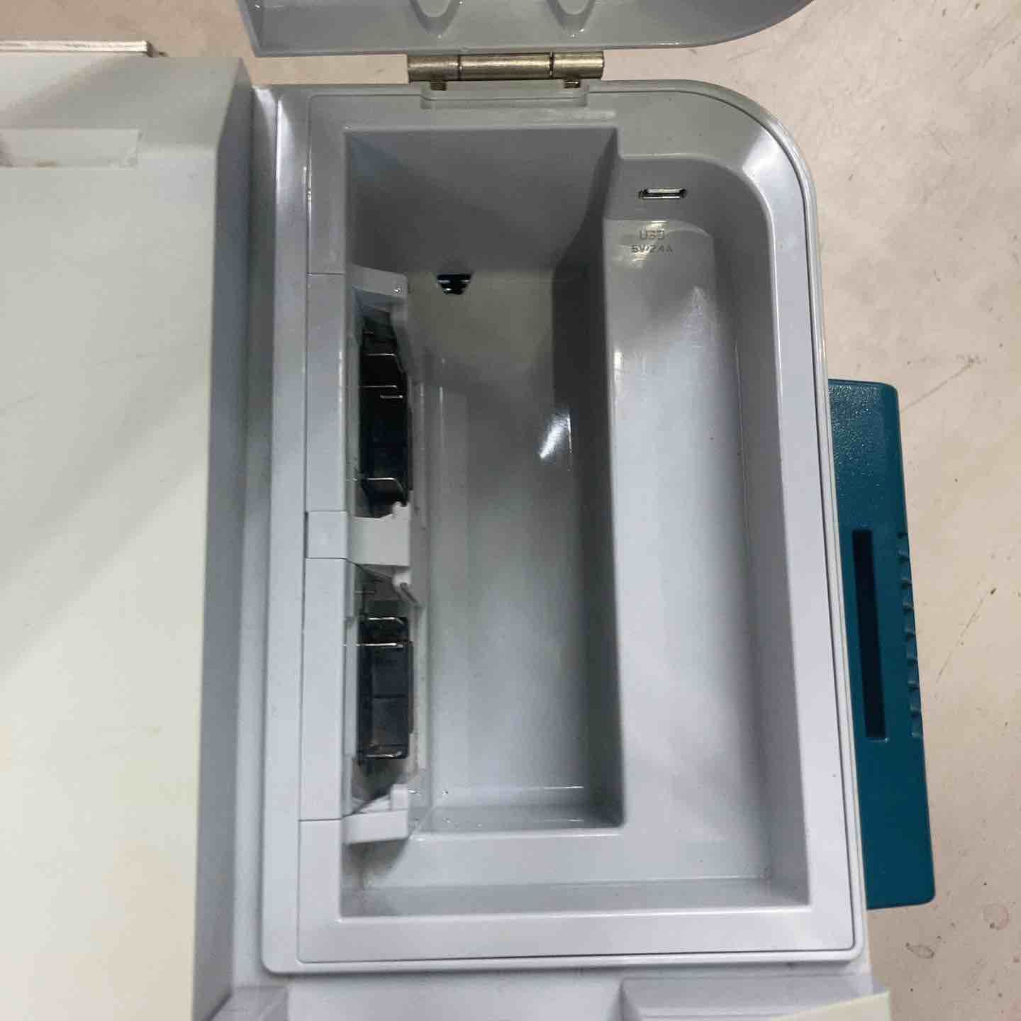 コードレス冷温庫 CW180DZ
