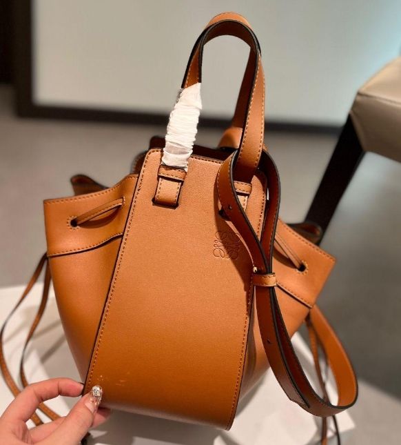 loewe ロエベ ハンモック バッグ ハンドバッグ  未使用品