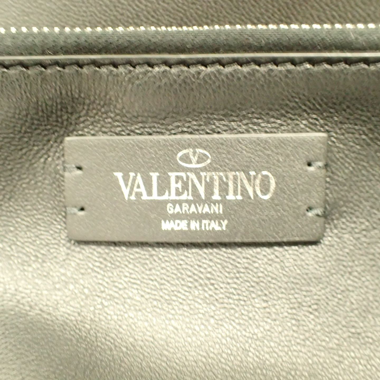 【未使用保管品】ヴァレンティノ タイムズ トートバッグ ロゴ総柄 VLTN 黒 未使用保管品】ヴァレンティノ タイムズ トートバッグ ロゴ総柄
