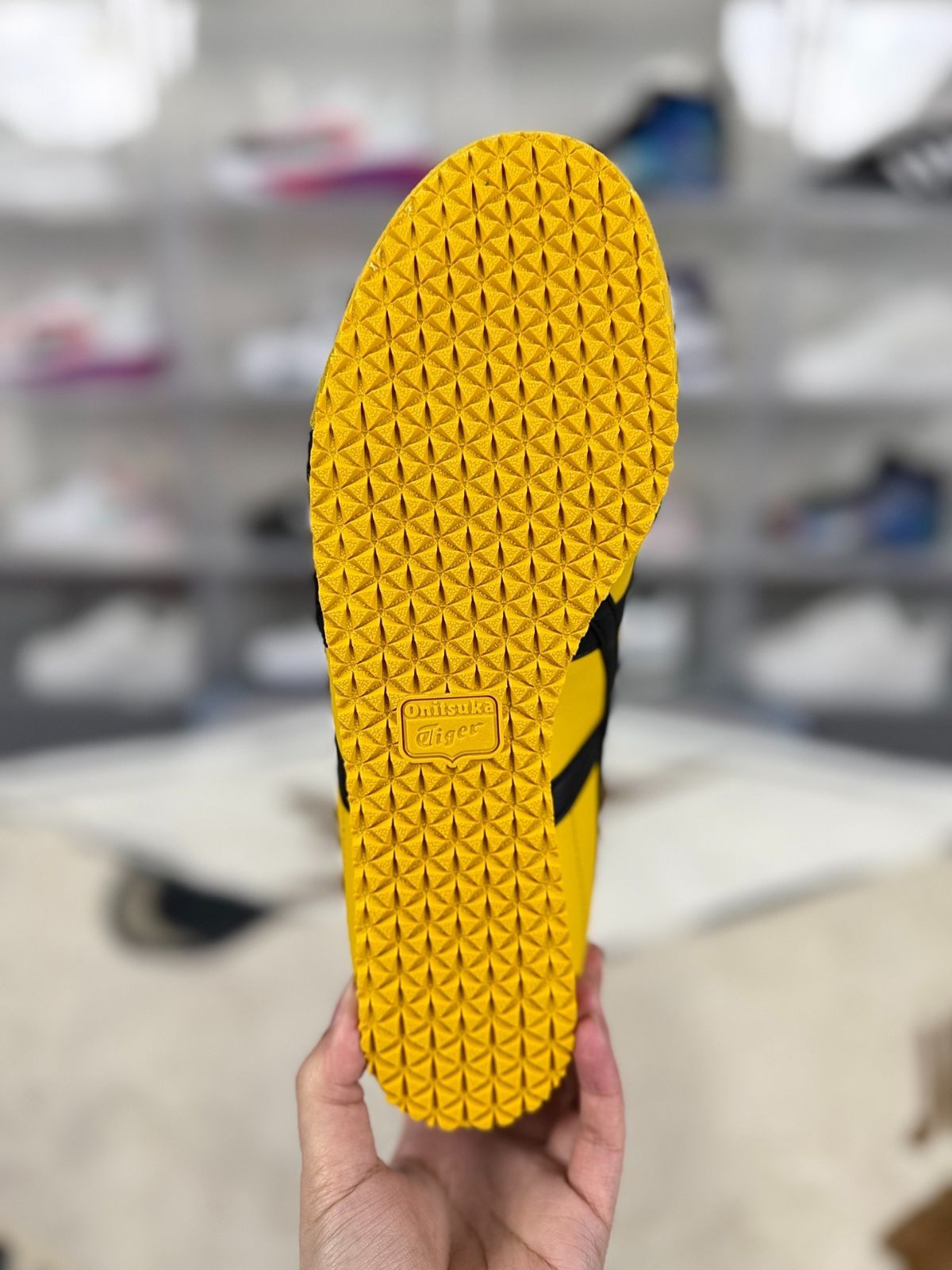 新品 Onitsuka Tiger（オニツカタイガー）MEXICO 66 ローカット