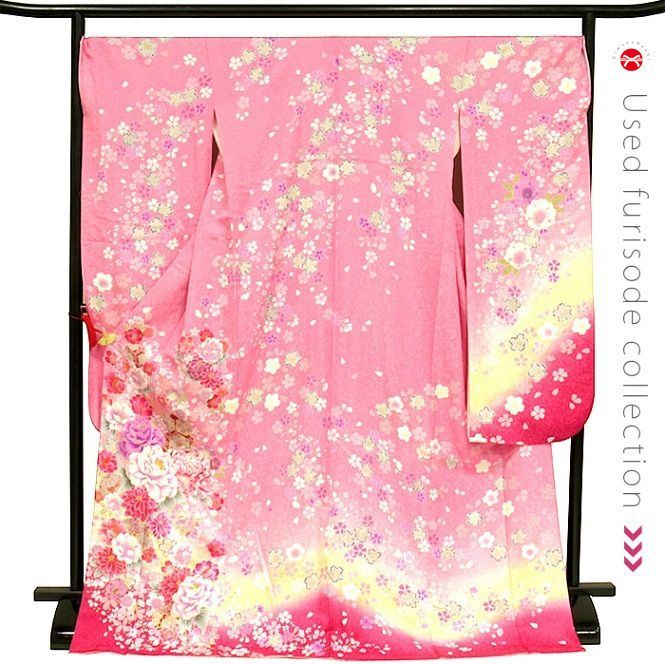 振袖 USED正絹仕立て上がりピンク 牡丹 菊 桜 まり 雪輪 LL寸 Aランク 振袖 USED正絹仕立て上がりピンク 牡丹 菊 桜 まり 雪輪 LL寸 Aランク