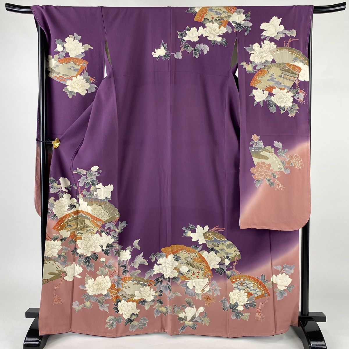 着物　袷　振袖　正絹　身丈166cm 仕付け糸付　美品　未着用品 楽天市場】【新品】 振袖 着物 正絹 袷 刺繍 水色 扇子 四季の花