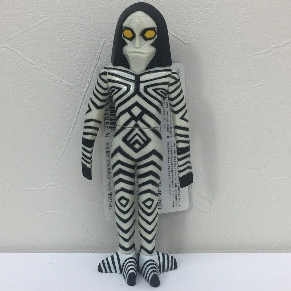 バンダイ　ソフビ　ウルトラマンパワード　パワードダダ