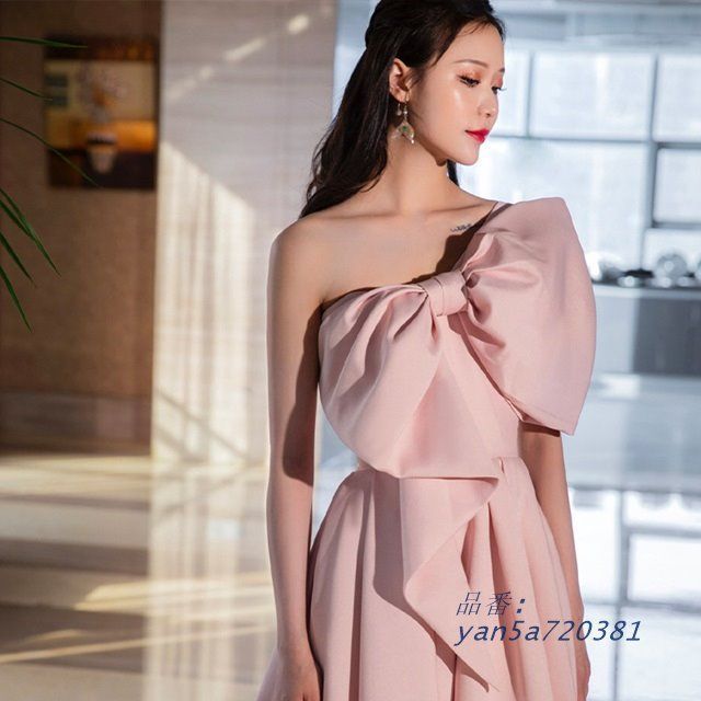 ウェディングドレス ワンショルダー