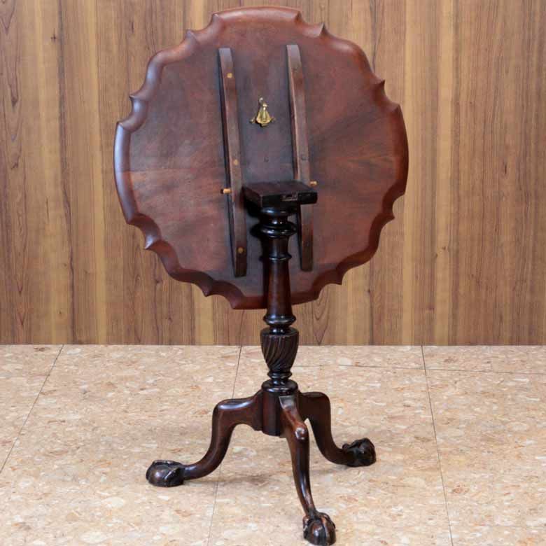 ティルトトップテーブル ヴィンテージ イギリス ラウンドテーブル MARWIL-DEMENAGEMENTS_CH