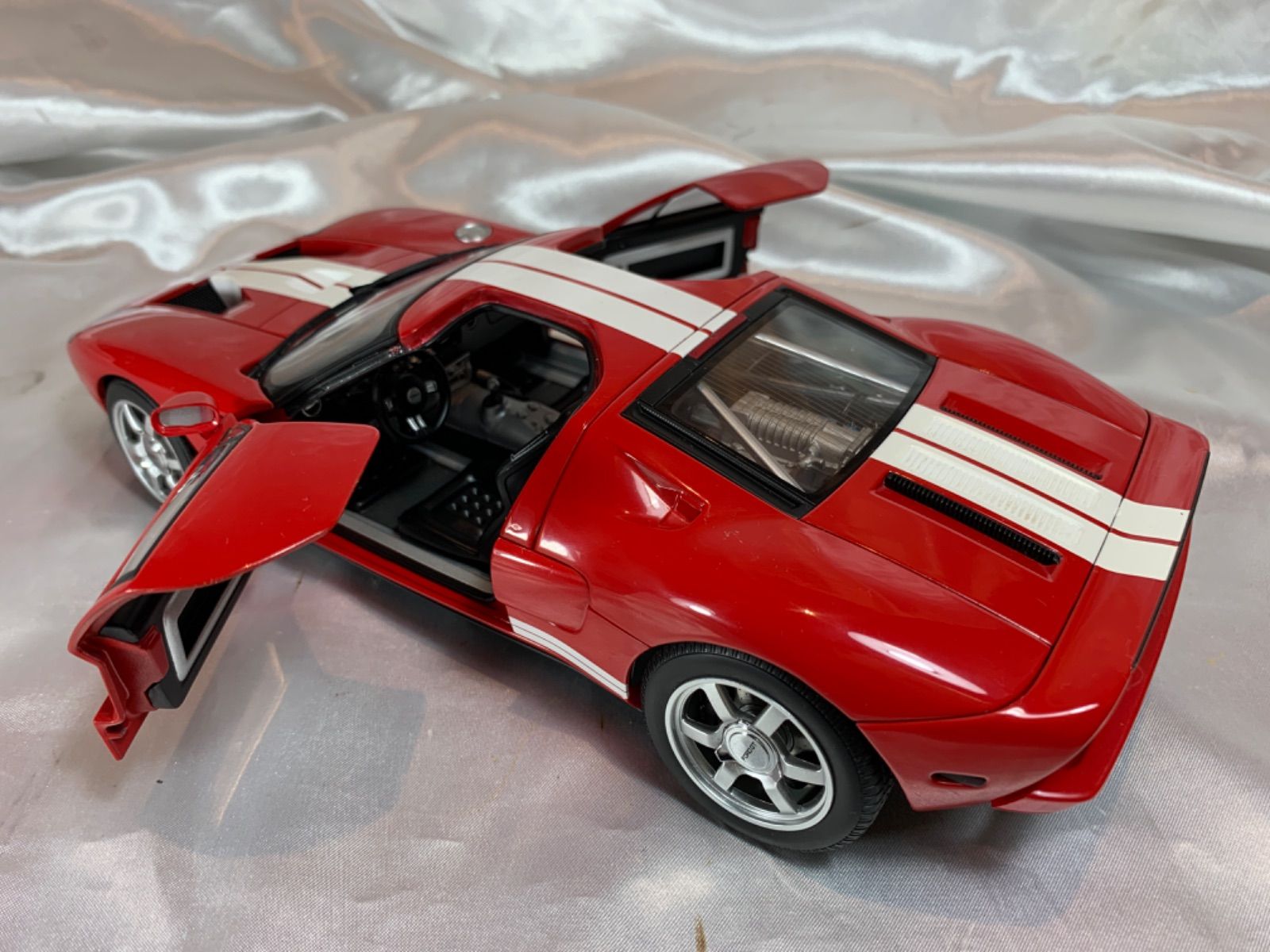 AUTOart Ford GT 1/18 レッドダイキャストミニカー￼ AUTOart 1/18 フォード GT 2017 （メタリック・ブルー） 72942