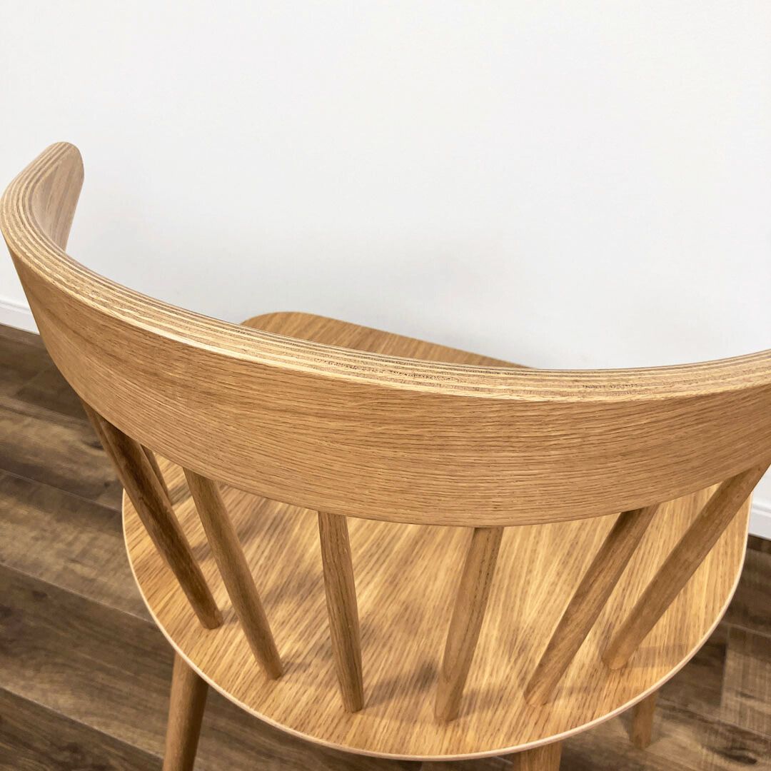 J104 CHAIR